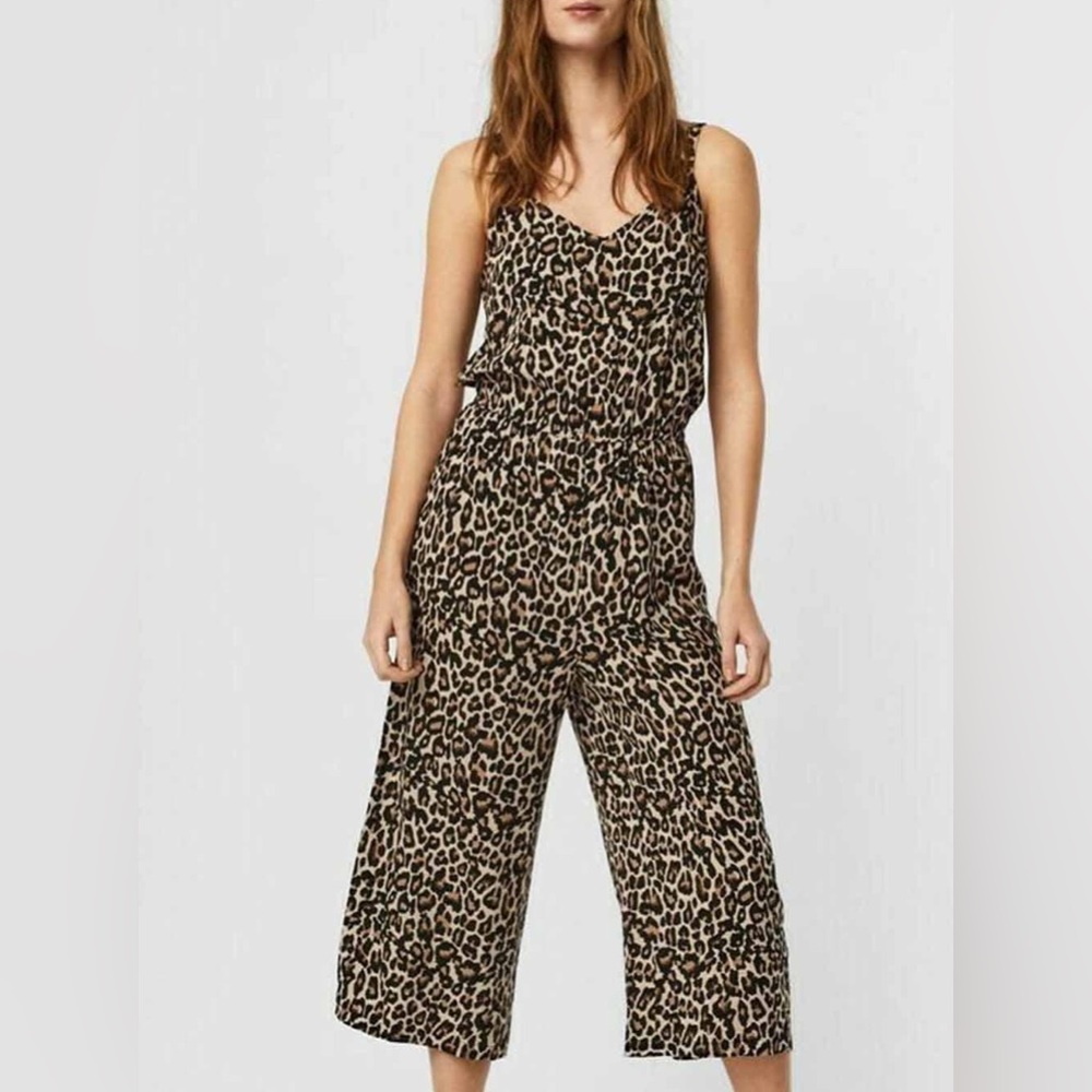 VERO MODA Sleeveless Leopard Printed Jumpsuit